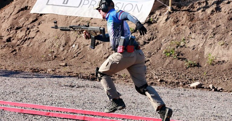 POTD: Joe Easter – Running & Gunning A KelTec RDB