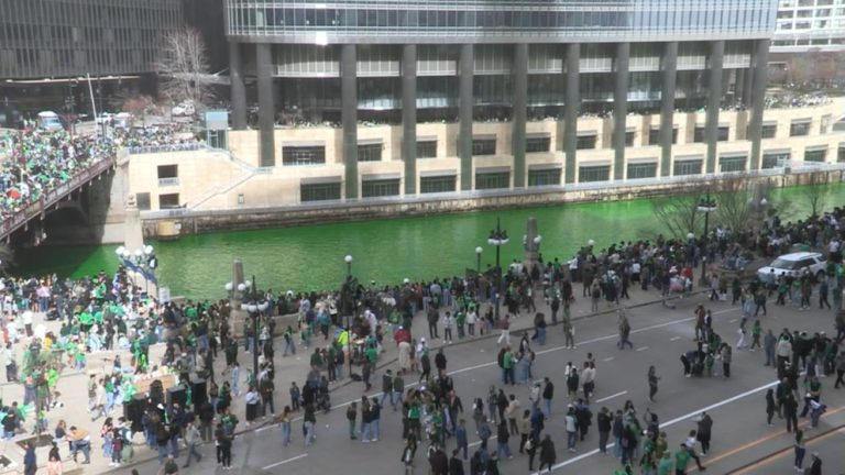 WATCH:  Chicago celebrates St. Patrick’s Day as the Chicago River flows green