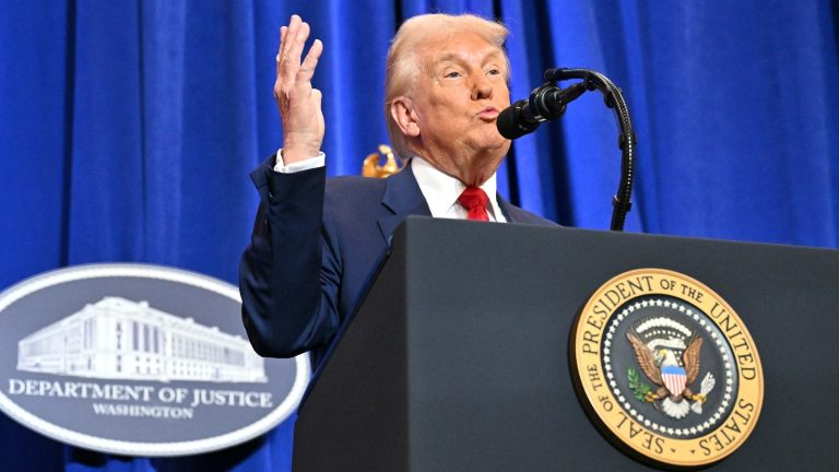 Trump, addressing DOJ attorneys, says that those who fight him in court are ‘scum’