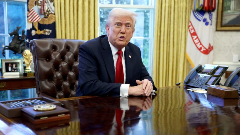 Trump announces 25% tariffs on imported cars, ratcheting up global trade war
