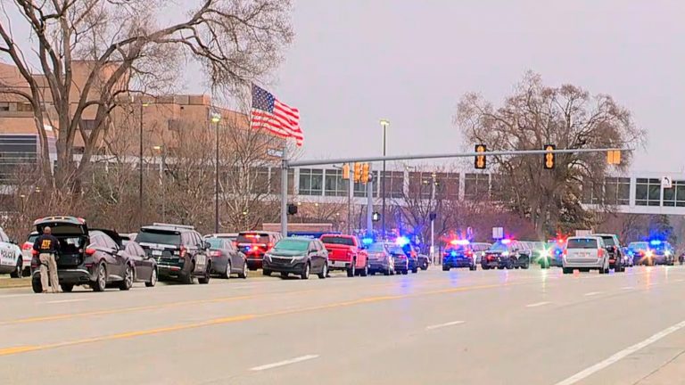 Police respond to shooting at Michigan hospital, suspect not in custody