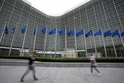 Dems Work Together With Europe on Censorship Project