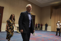 The Democratic Senator Who Silenced the Centrists
