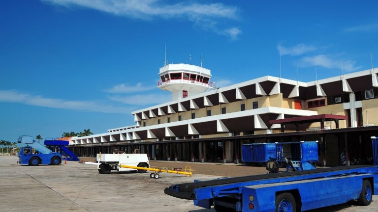 American citizen hijacks small plane in Belize, 3 injured: Police
