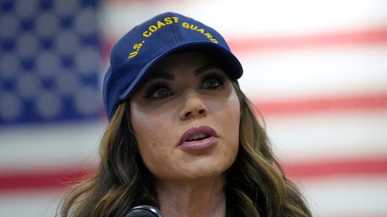 Kristi Noem speaks out about getting her bag with $3,000 stolen