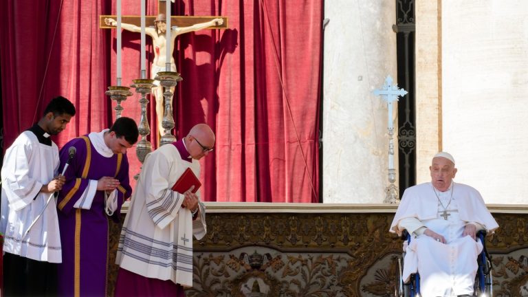 Vatican’s Easter Mass opens without Pope Francis as he recovers from pneumonia