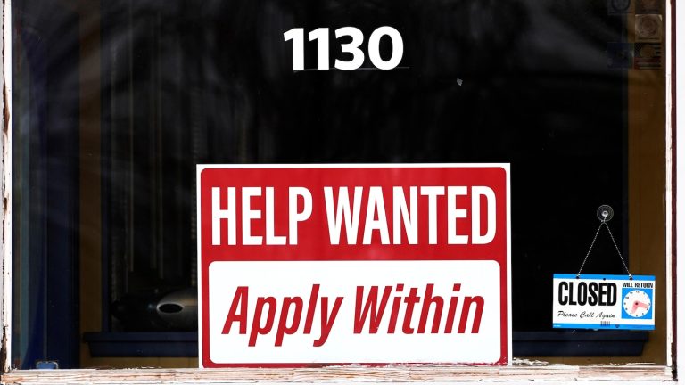 Fewer Americans file for jobless benefits last week as labor market shows strength