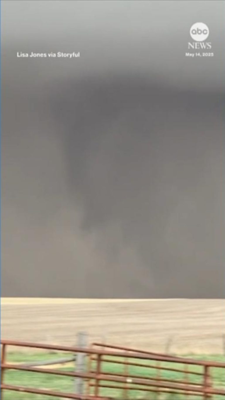 WATCH:  Wall of dust moves in on Nebraska field