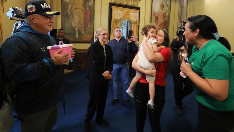Venezuelan toddler who was kept in US after parents were deported is returned to Venezuela