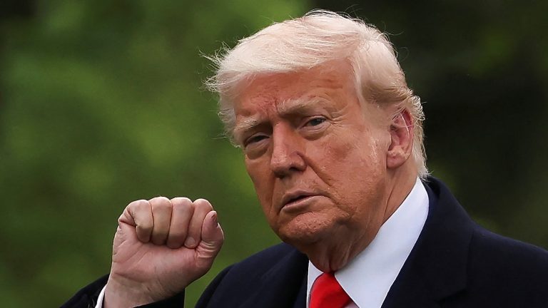 Protesters decry ‘crypto corruption’ as Trump fetes top investors in his crypto meme coin