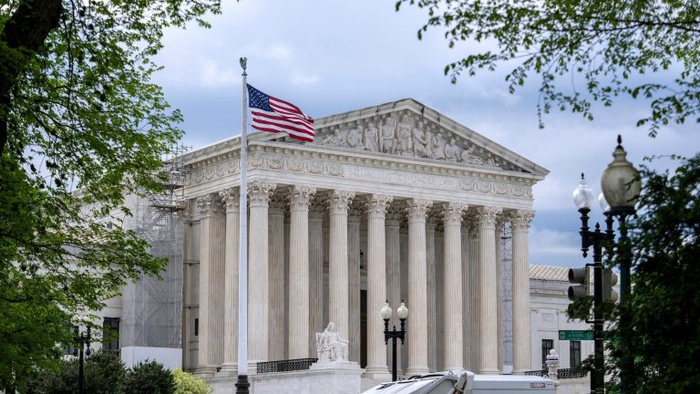 Supreme Court allows Trump to begin removing 500,000 immigrants from Cuba, Haiti, Nicaragua and Venezuela