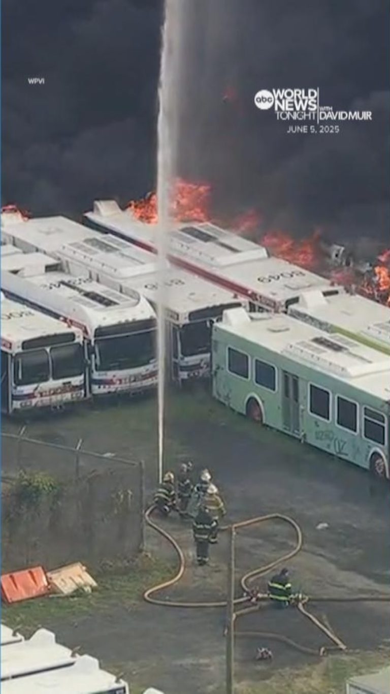 Video Firefighters respond to massive fire at Philadelphia bus depot