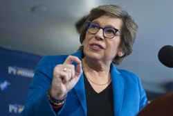 Union Leader Exits Underscore DNC Divisions