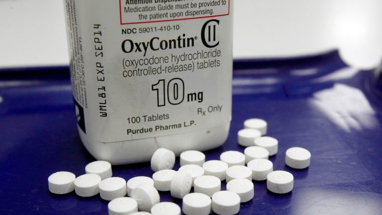 States agree to $7.4 billion settlement with Purdue Pharma in opioid litigation