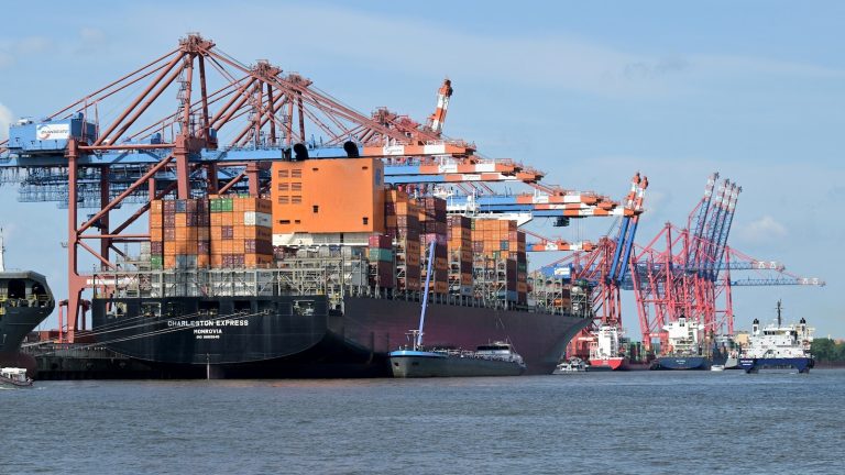 US trade deficit narrowed significantly amid Trump’s tariff escalation
