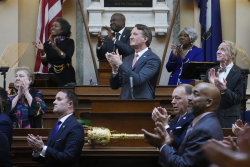 Republicans Try a Novel Pitch: Make Virginia 2021 Again