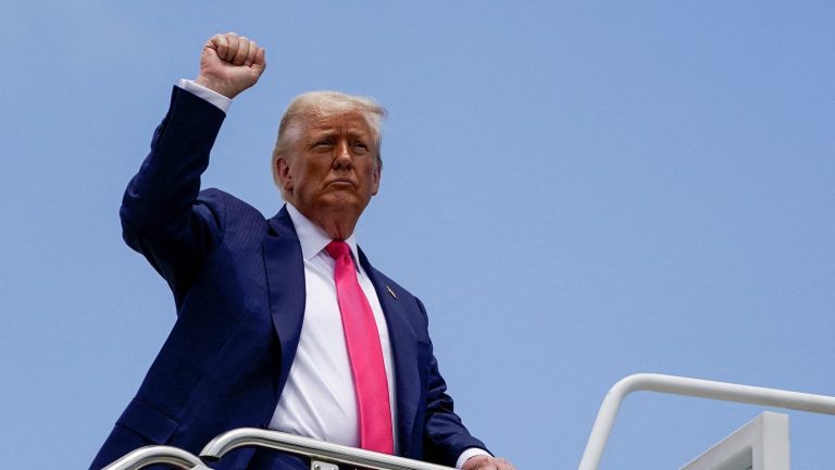 House Republican hard-liners defy Trump, Speaker Johnson by crippling crypto measures