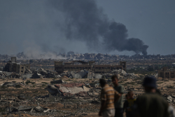 Israel Eases Strikes After Trump Hails Hamas Offer